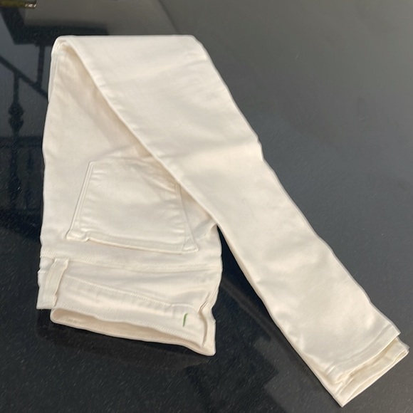 J Brand White straight leg jeans with some stretch - Picture 6 of 8